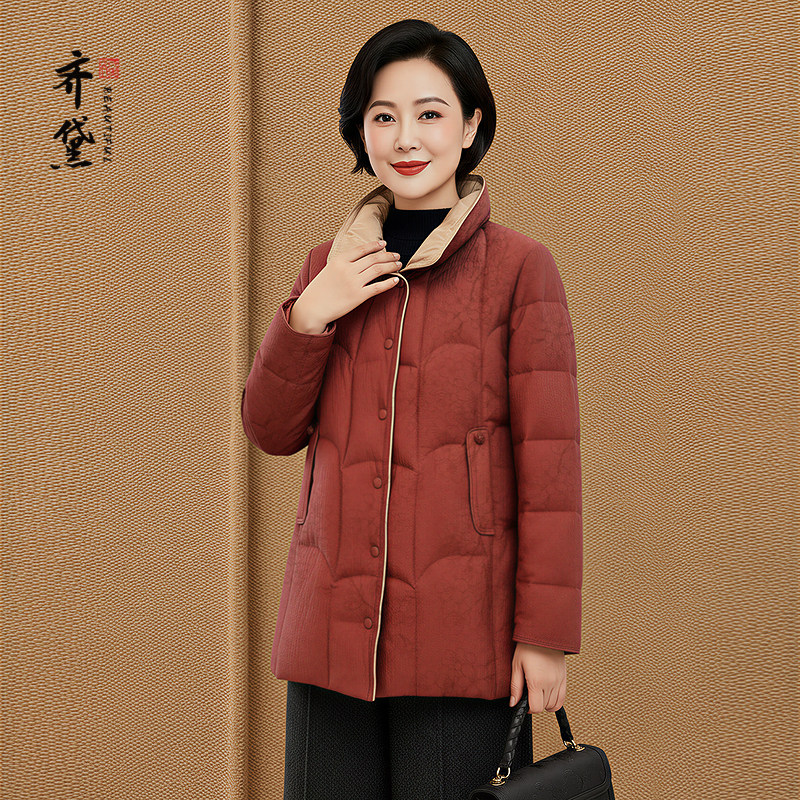 红色羽绒服女款冬季高级感妈妈2025新款加厚保暖洋气减龄短外套