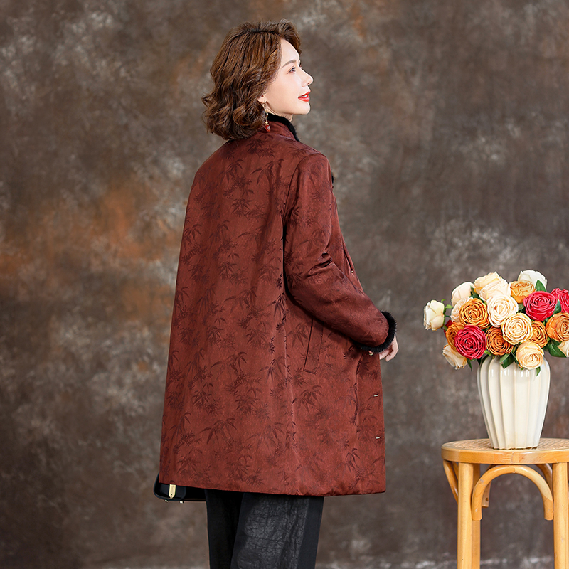 中老年妈妈高端鹅绒服2025冬季新款中长款羽绒服国风外套