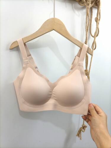 轻云杯小胸聚拢收副乳防下垂胸罩舒适薄款美背无钢圈运动文胸