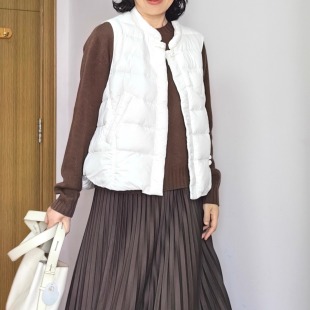 盘扣小立领轻薄羽绒马甲款 饰白鸭绒外穿背心 口袋盘扣装