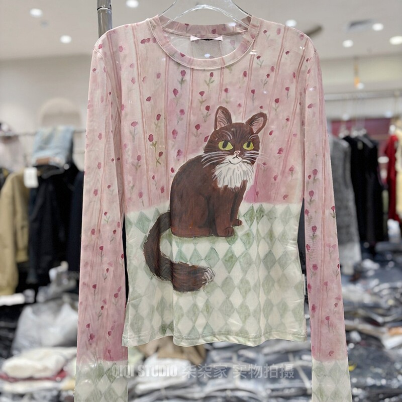 26新款轻奢质感小猫印花洋气减龄长袖T恤女修身显瘦百搭网纱上衣