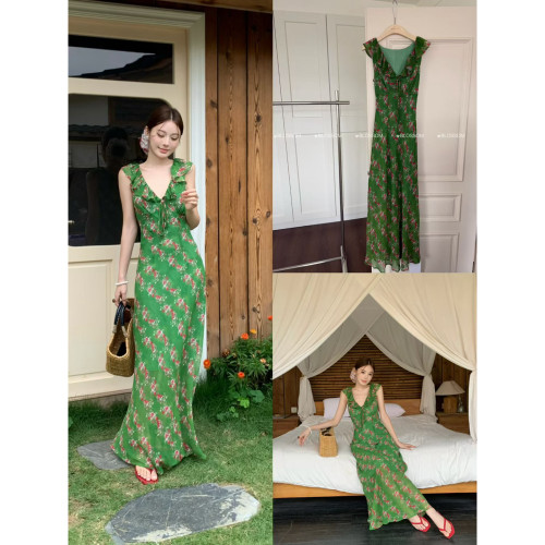 度假风绿色碎花v领挂脖连衣裙女夏季修身露背裙子温柔收腰a字长裙