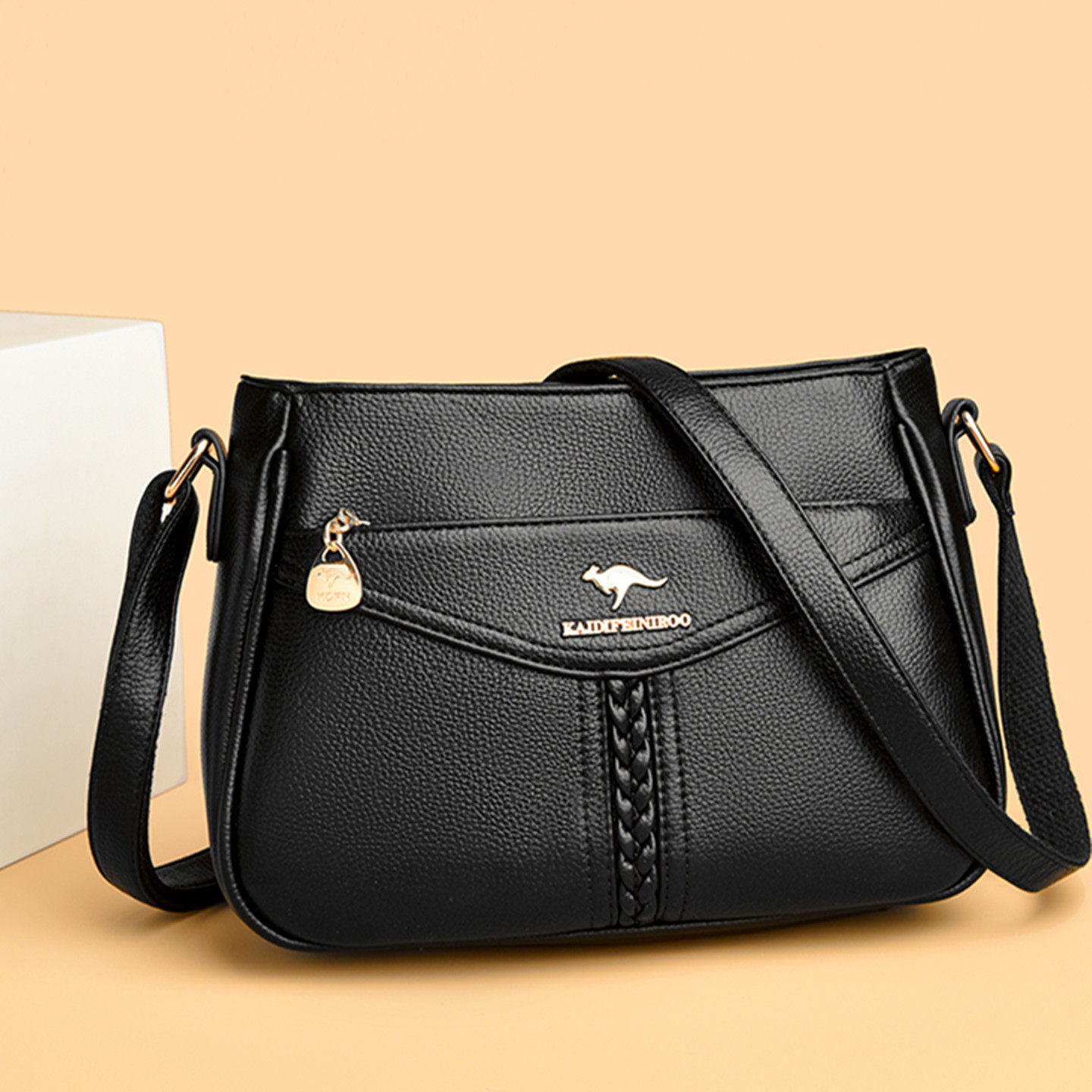 品牌真皮女包斜挎包包女款2025新款小包单肩包妈妈包女大容量软皮