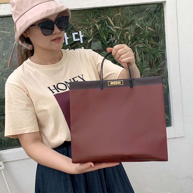 PVC新款手提免税店袋高档潮牌服装店袋子礼品包装袋防水定制logo