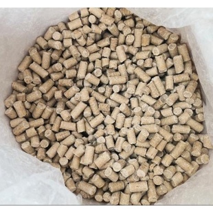 实验鼠粮小白鼠粮花枝鼠大鼠大白鼠繁殖粮普兴饲料自家养殖场在用