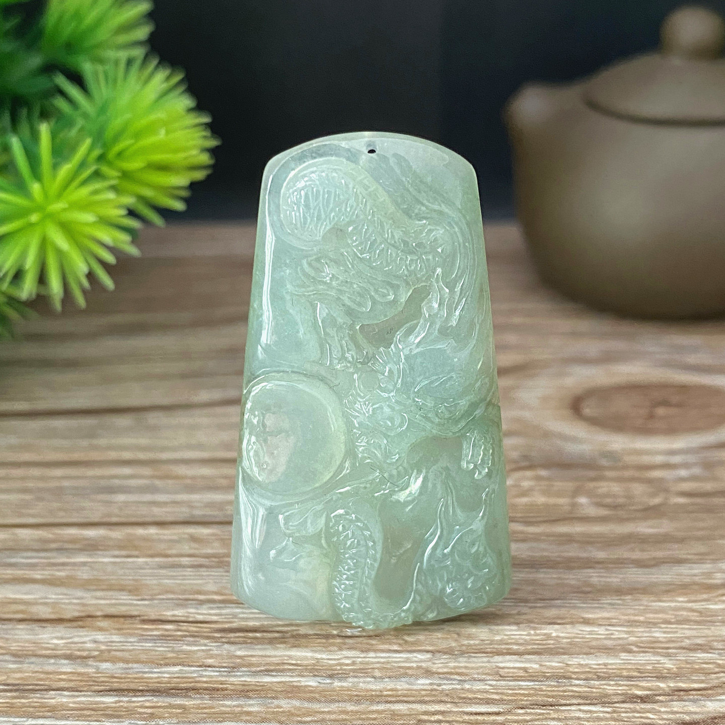 天然a货翡翠挂件龙牌冰糯种淡绿色飞龙带证书男缅甸老坑吊坠0145