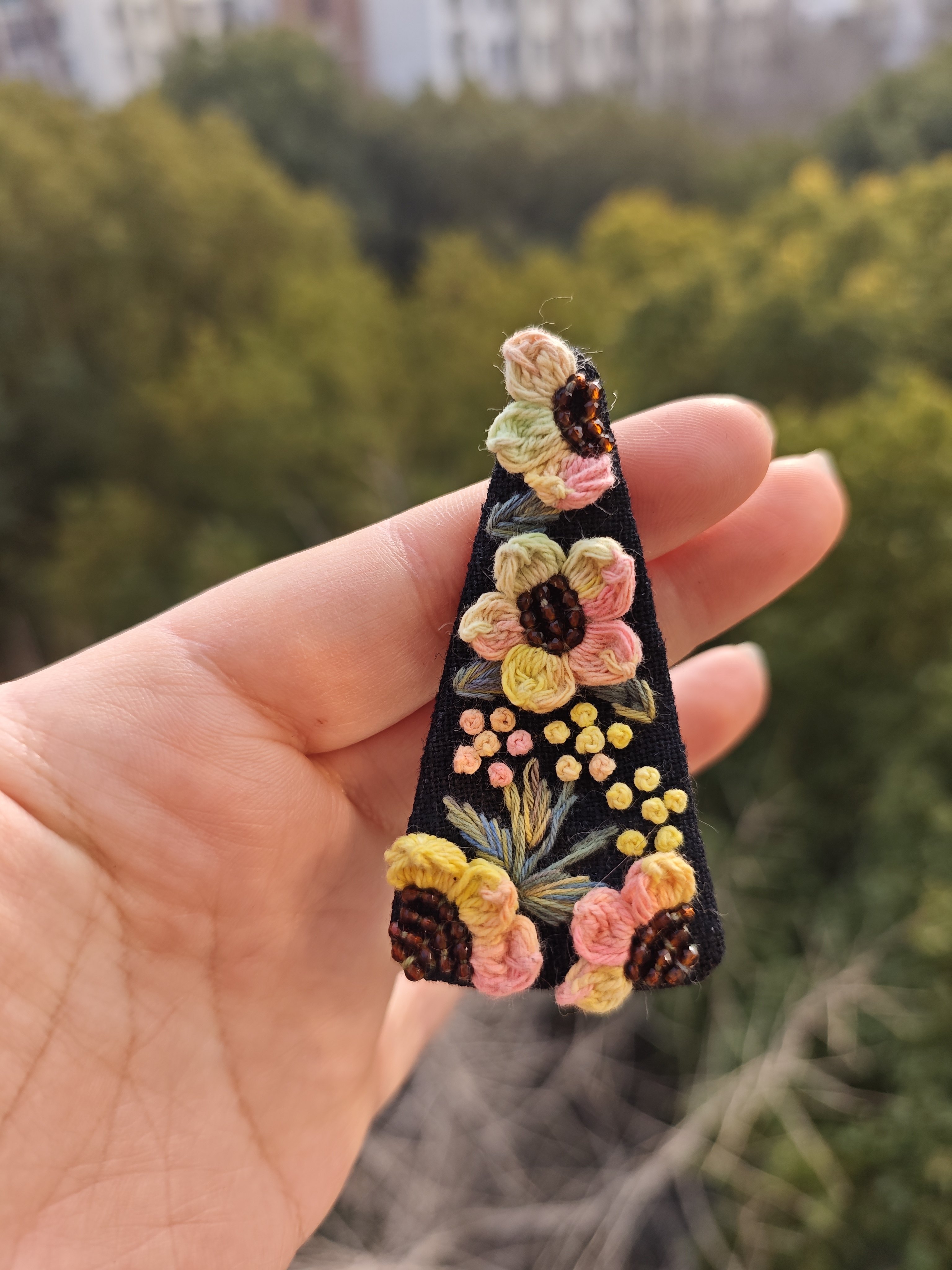 纯手工刺绣立体发夹布艺花朵边夹少女侧边刘海碎发卡子头饰