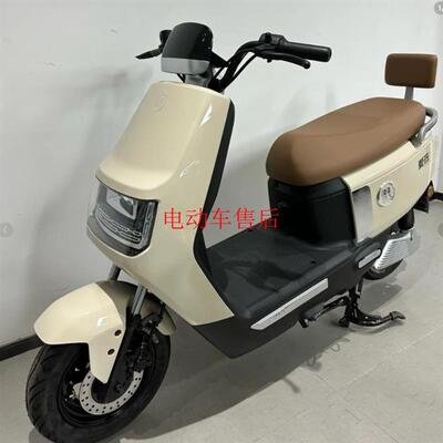 爱玛卫士A516电动车原装前泥板外壳前围内箱电动车配件塑件外壳