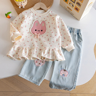 阔腿爱心牛仔裤 小女孩秋季 碎花小兔卫衣 韩范新款 小香风卡通套装