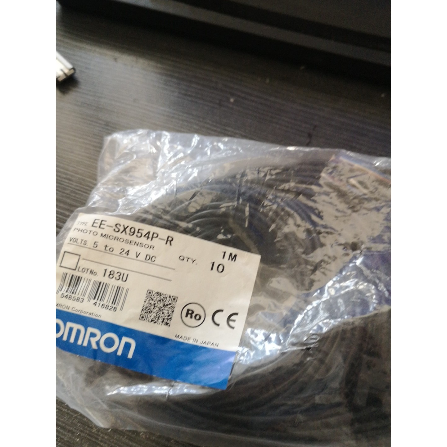 光电开关EE-SX954P-R  E2A-M12KN08-W