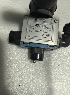 施耐德行程开关XCK-M.C工业手柄账号YBA-B003实物