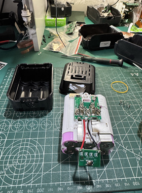 适用Makit BL1021B BL1041 12V牧田锂电池手电钻电动工具电池配件