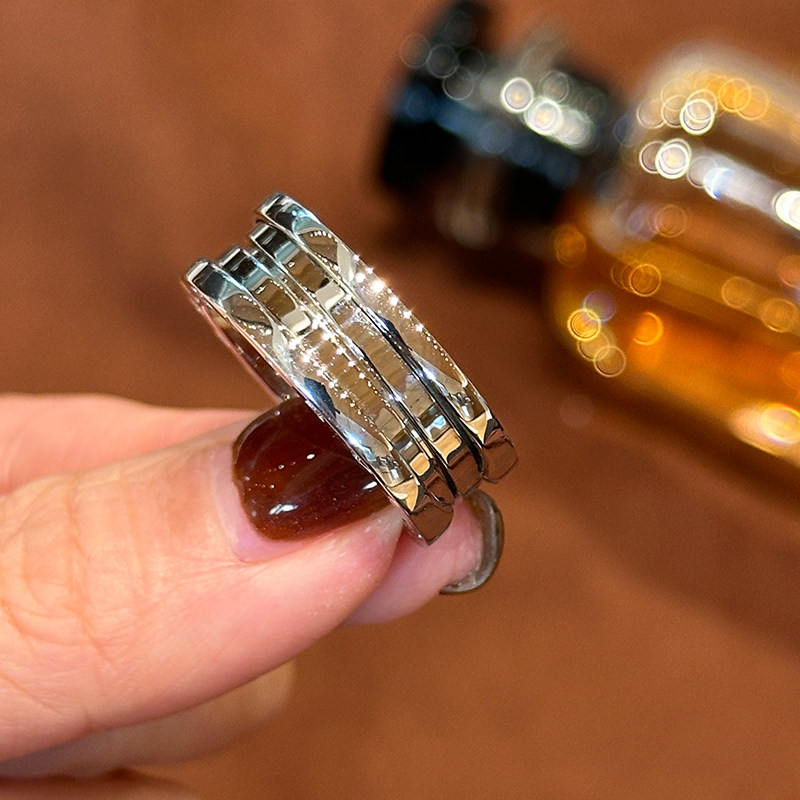 有生珠宝超经典18k白金色二手戒指超级百搭经典男女均可戴戒指