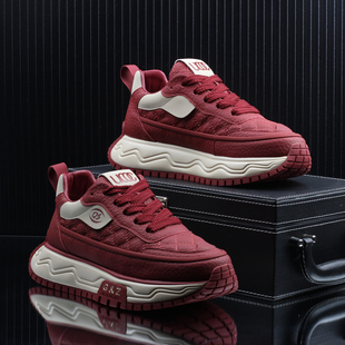 高级感潮牌时尚运动休闲阿甘鞋男款2025冬季新款爆款大码增高男鞋