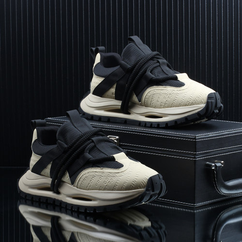 高级感潮牌轻奢加绒老爹鞋子男款