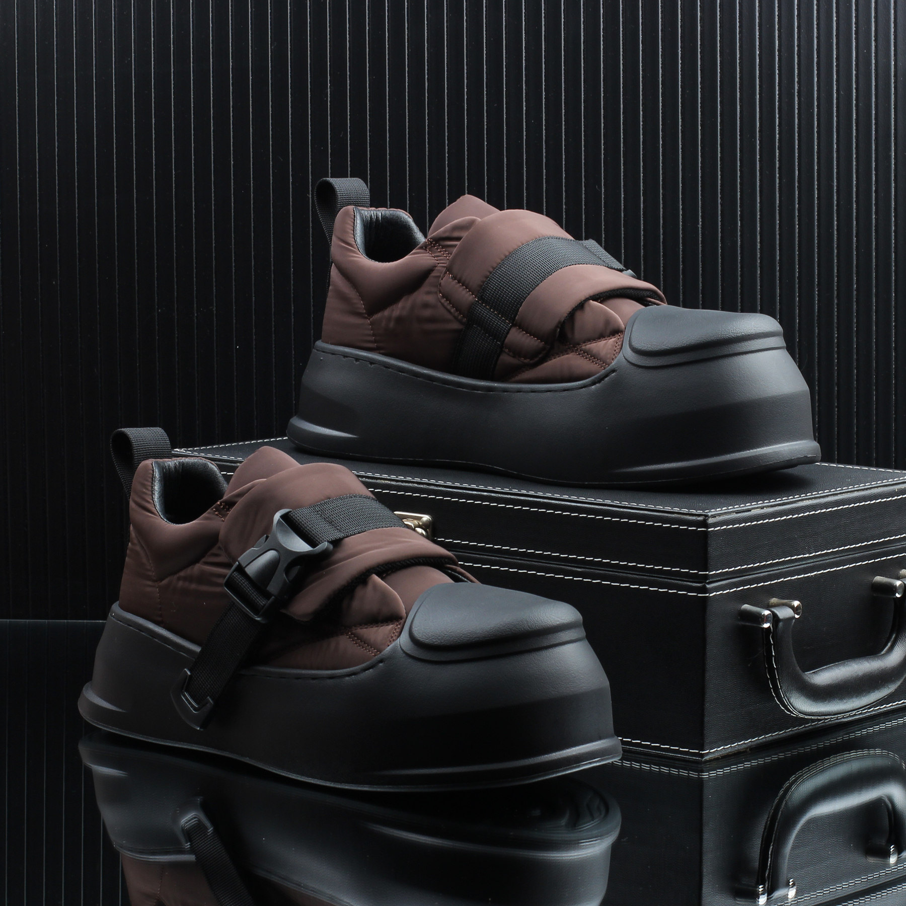 高级感潮牌轻奢时尚男鞋厚底增高