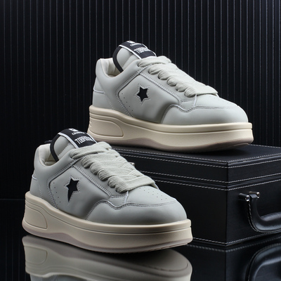 高级感潮牌时尚百搭潮流休闲板鞋