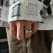 SAZ 潮素圈简约小众高级感钛钢不掉色情侣对戒 双环戒指2024年新款