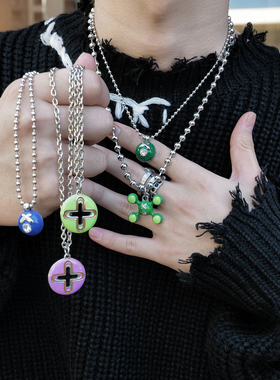 SAZ 嘻哈潮流美式说唱多巴胺彩色粉色夸张情侣吊坠毛衣项链男秋冬