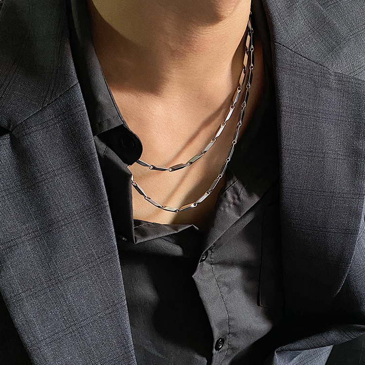saz美式复古篮球项链男菱形钛钢