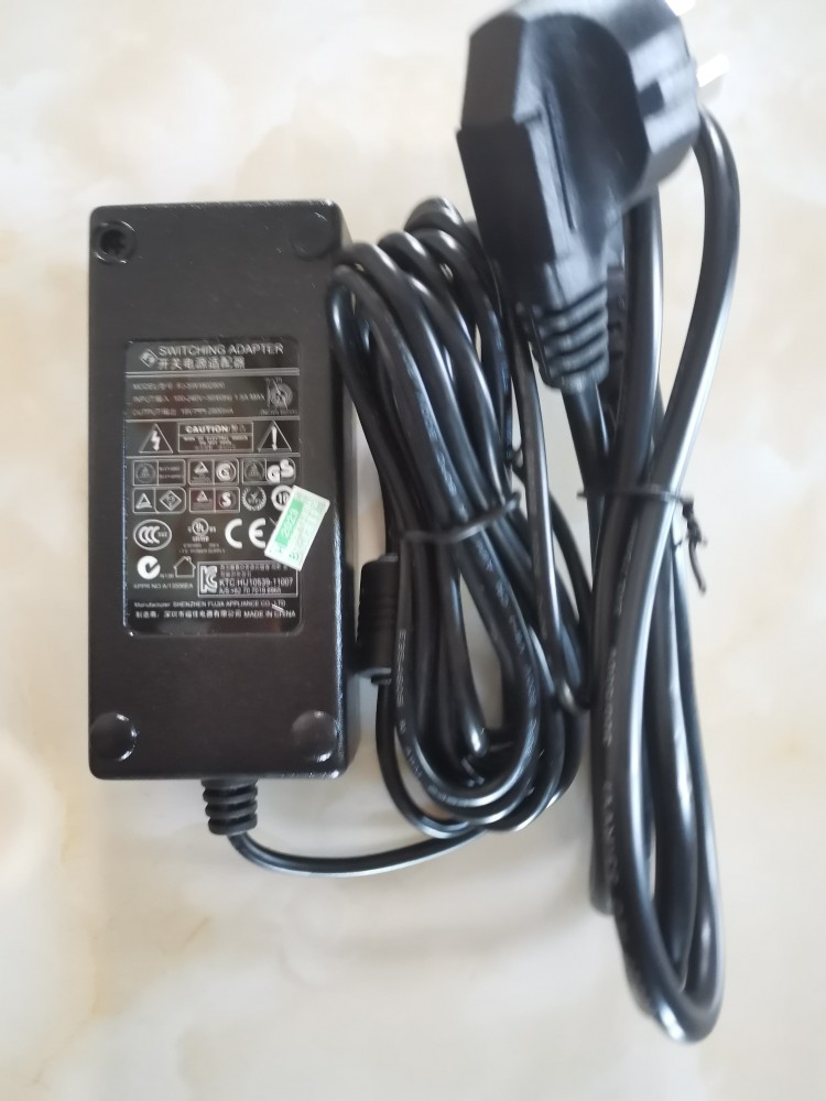 原装爱图仕AL-528W 摄影摄像LED补光灯 适配器 充电器 18v2800mA