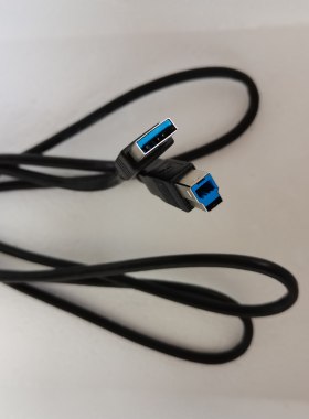 ORICO 9528U3 硬盘电源适配器 12V3A 和 数据线