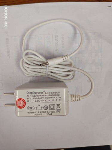 山寨笔记本 QL036GaN-1203000C 电源适配器充电器  12v3.0A 小口