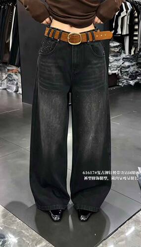26秋款Q FASHION JEANS芭度玄风61617牛仔裤女重工烫钻直筒阔腿裤