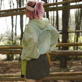 宇宙荒野 户外春夏山系徒步登山多巴胺速干轻薄连帽防晒衣男女