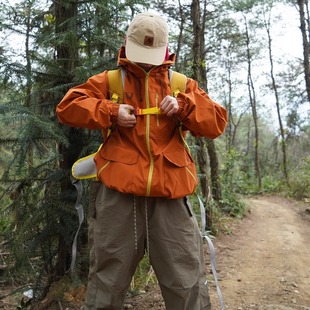 山系户外徒步登山防水防风冲锋衣外套夹克男女同款 自然复兴