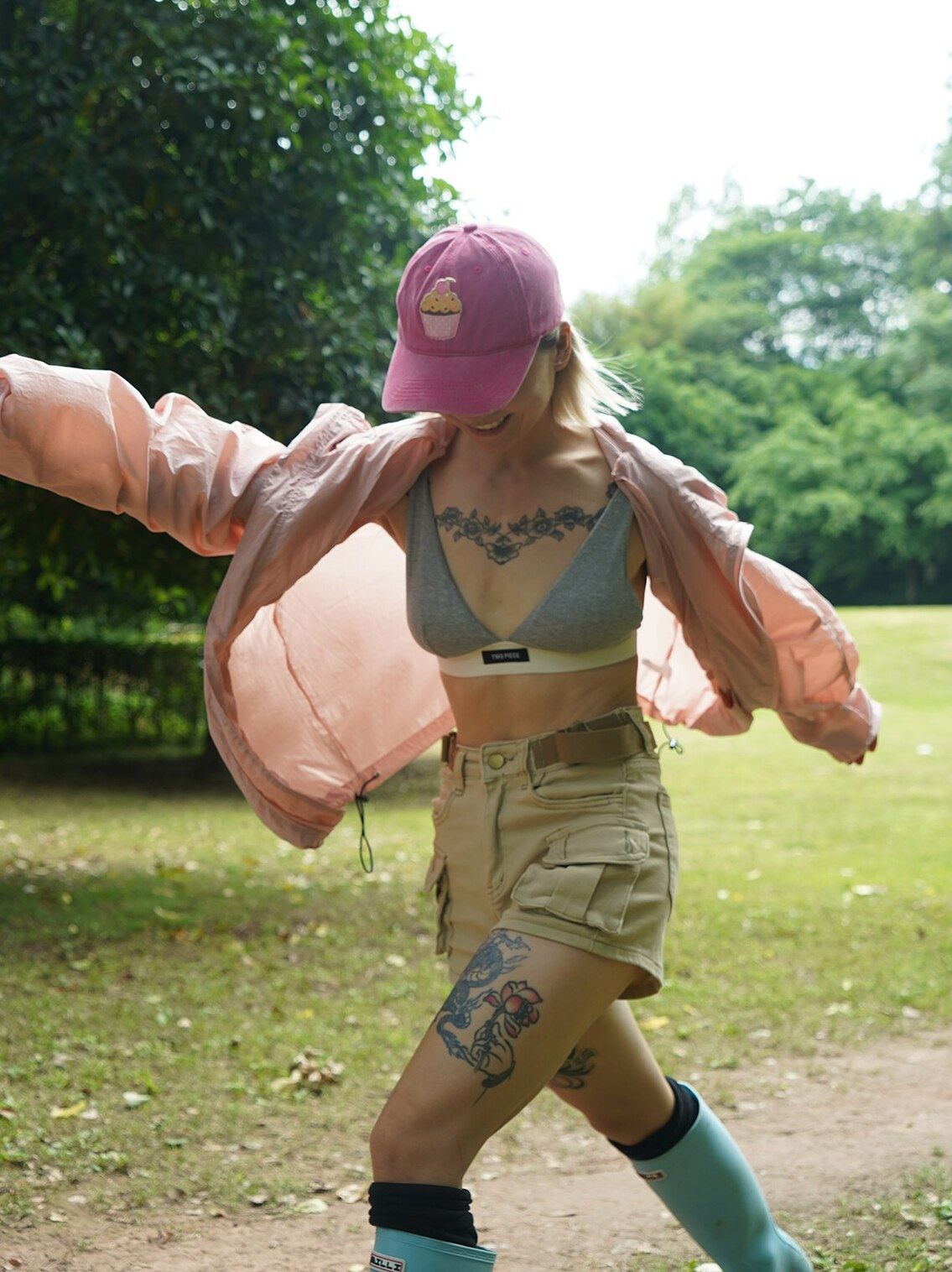 《自然复兴》山系户外工装美式复古高腰短裤基础款热裤显瘦辣妹风,女装/女士精品,休闲裤,淘宝优惠券,粉丝福利购,淘宝优惠卷