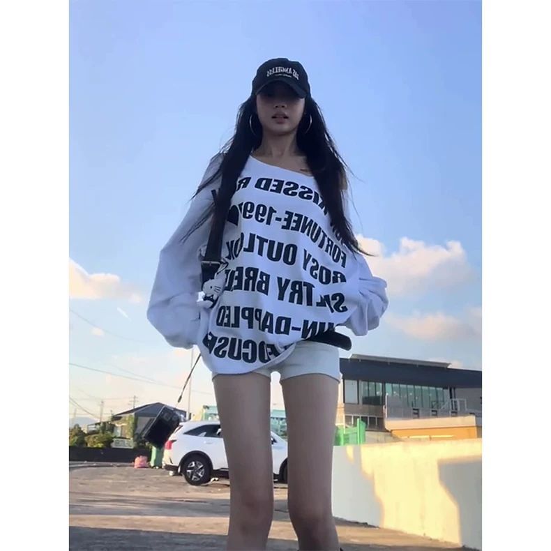 胖MM大码300斤慵懒风休闲字母露肩卫衣女秋季宽松斜肩长袖t恤上衣