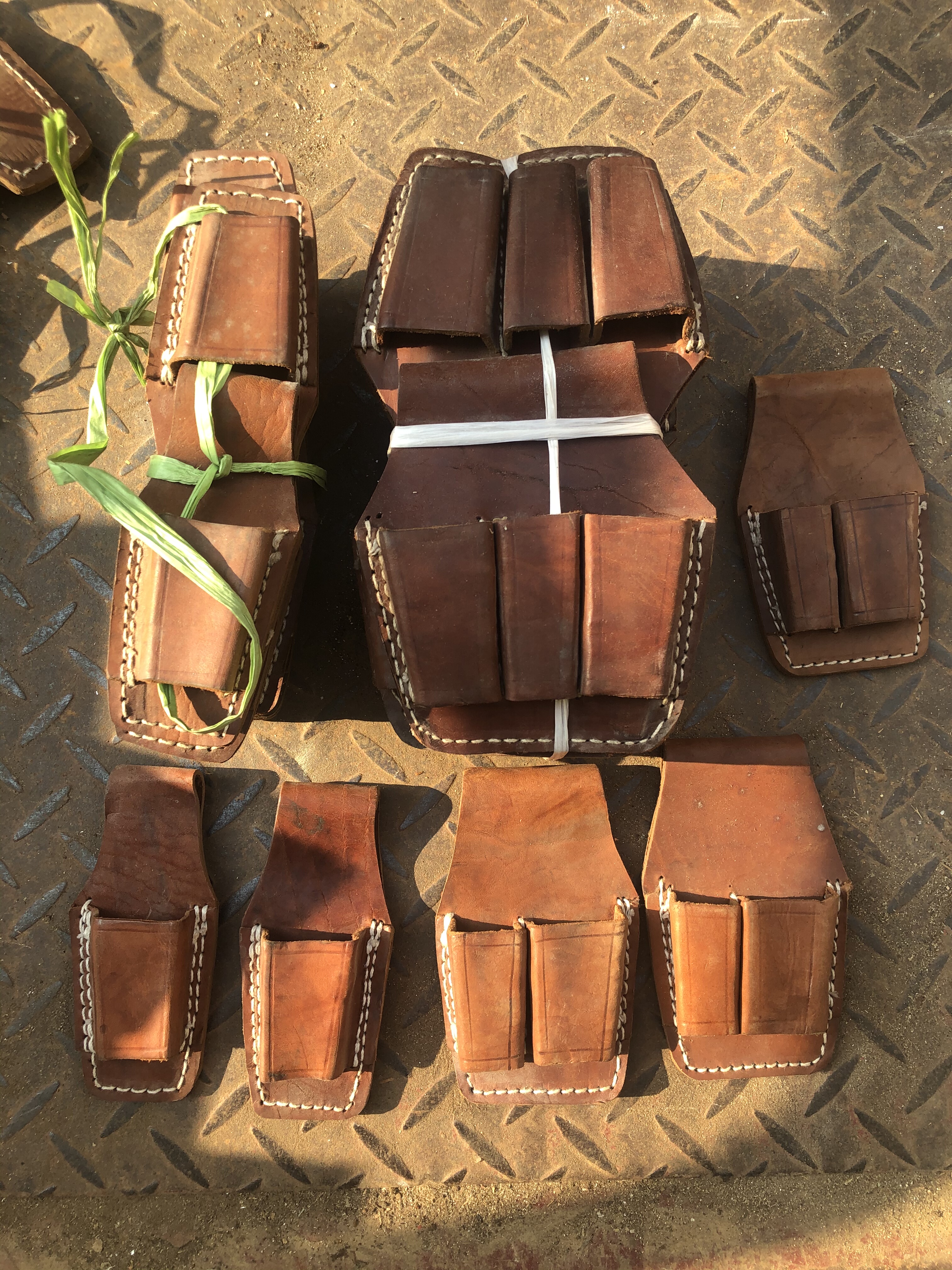 老牛皮工具包 123格三种 八十年代产品的质量非常好 纯牛皮 包邮