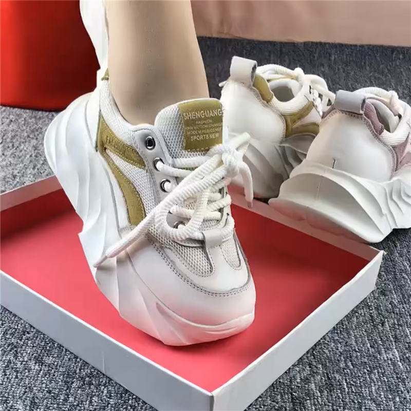 真皮透气运动休闲鞋女款新款春季松糕厚底老爹鞋轻便复古阿甘鞋女