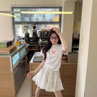 正肩白色短袖T恤女装夏季设计感小众蝴蝶结印花圆领修身短款上衣
