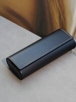 Retro portable glasses case, men's and women's leather, simple, pressure-resistant and shockproof, myopia glasses case, high-end and fresh storage box thumbnail 7