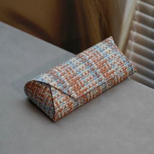 日系轻便草编高级感近视眼镜墨镜眼镜盒高颜值简约复古便携收纳包