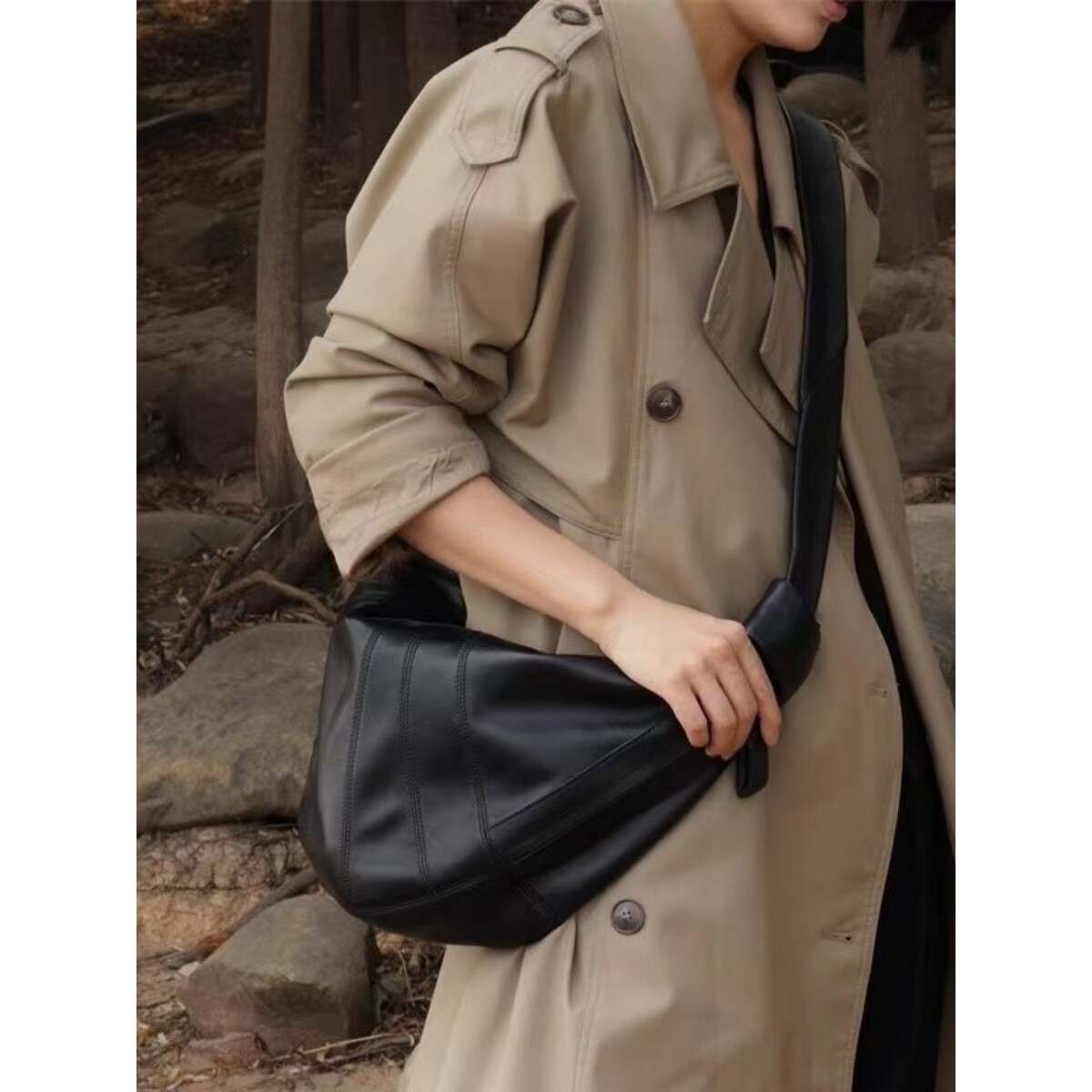 法国MlcanI Kans牛角包女包包可颂包斜挎包真皮饺子包质感单肩包