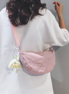 法国GBP 帆布包女2025新款通勤单肩斜挎包休闲百搭运动旅游饺子包