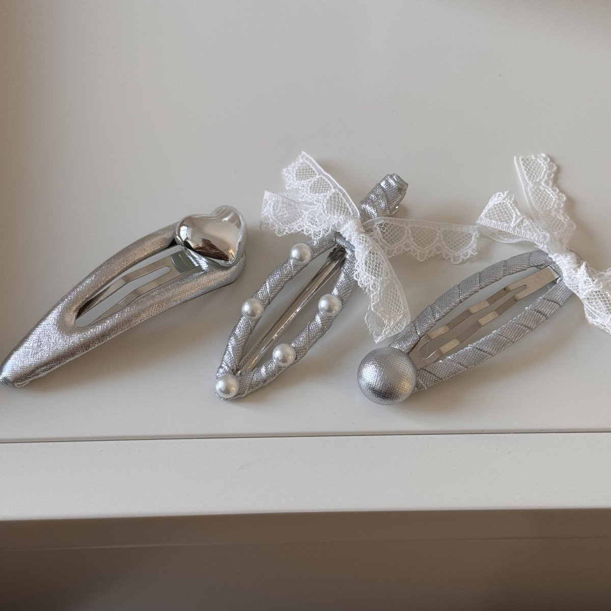 银色白蕾丝蝴蝶结BB夹皮质布艺爱心发夹时尚刘海夹侧边夹头饰发饰