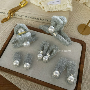 极昼黑夜~不撞款！仿贝珍珠灰色亮丝布艺小香风抓夹鲨鱼夹盘发器