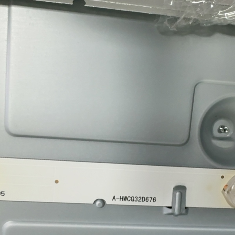 适用夏普LC-32LE260M LC-32LE265M LC-32LE263M灯条A-HWCQ32D676