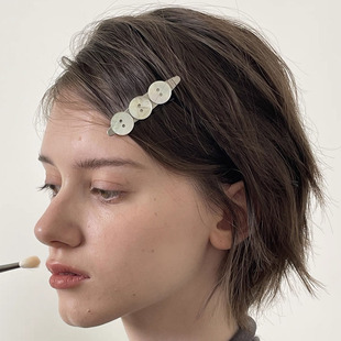 手工天然贝壳复工银色百搭气质鸭嘴发夹发饰女炫彩扣子刘海夹INS