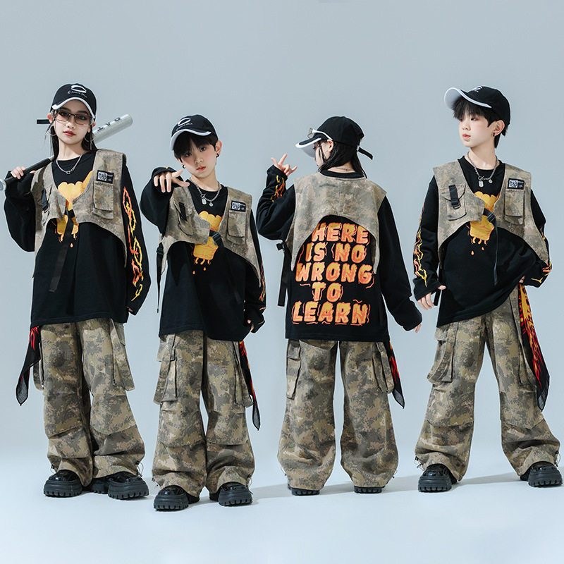 儿童街舞套装少儿男童架子鼓迷彩马甲潮服女童爵士演出服表演服装