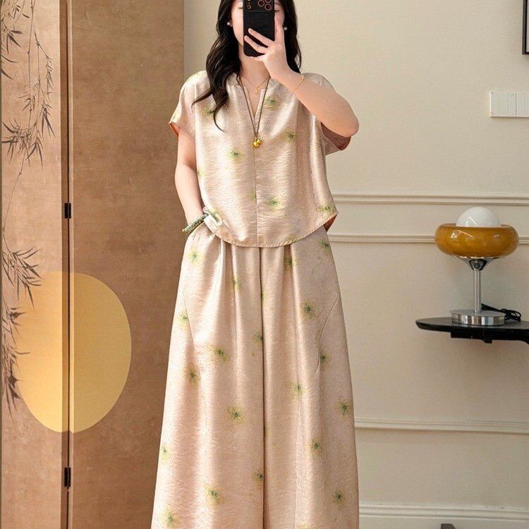 时尚休闲妈妈装夏天女短袖2026年夏装新款上衣气质百搭中年T恤女