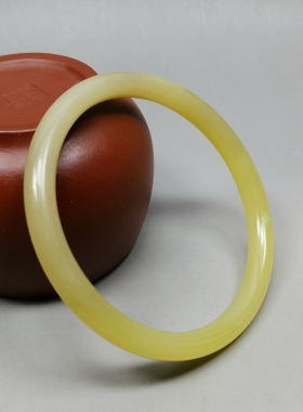 和田玉57mm圈口手镯细条叮当镯