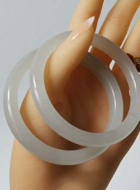 天然和田玉57mm手镯烟紫烟青玉