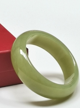 天然和田玉52mm圈口新疆料玉镯