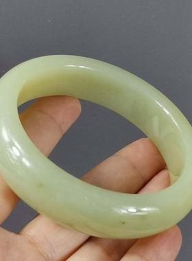 天然正品和田玉黄玉60mm手镯