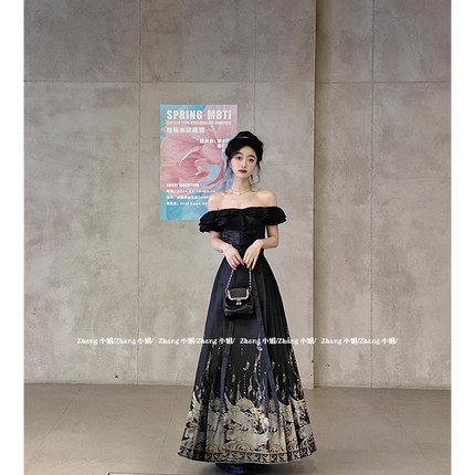 新中式国风黑色改良汉服马面裙女秋冬高腰半身裙一字肩上衣一整套